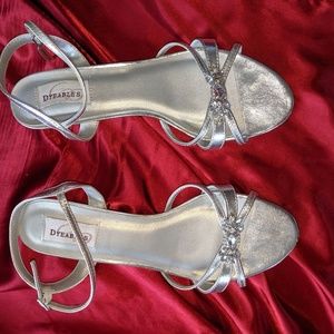 Ladies Penelope Silver Dress Sandals size 11D